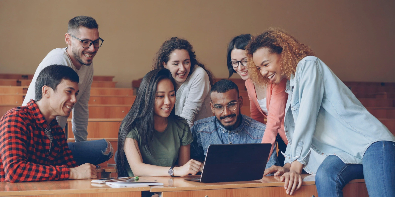 Cinéma et Audiovisuel : Histoire, Techniques et Théories